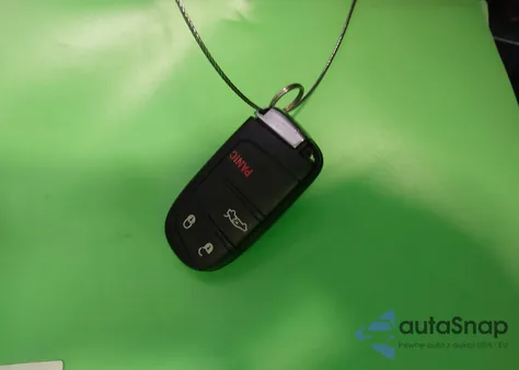 2018 Dodge Challenger Sxt из США, поврежденный, VIN 2C3CDZAGXJH334488